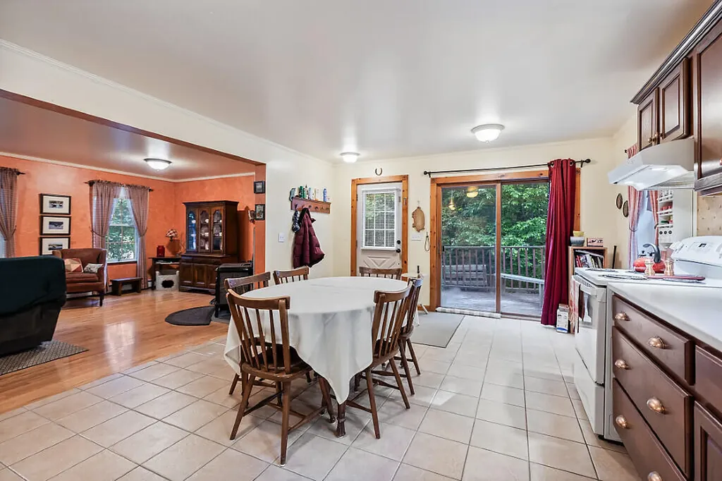 41 Birch Street Winthrop ME 04364