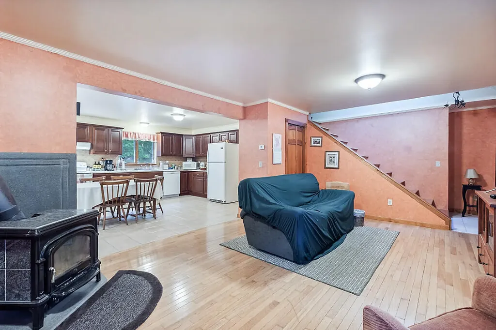 41 Birch Street Winthrop ME 04364