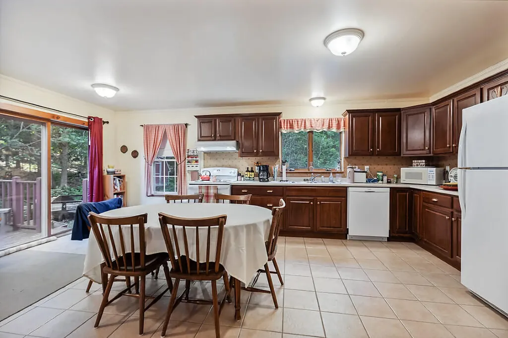 41 Birch Street Winthrop ME 04364