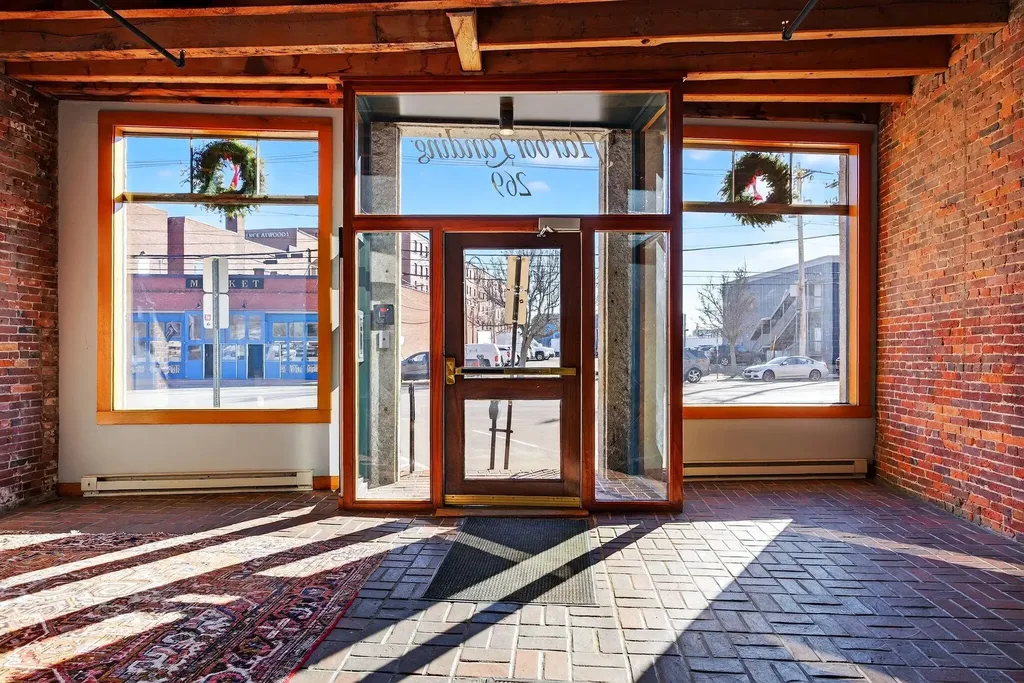 269 Commercial Street Portland ME 04101