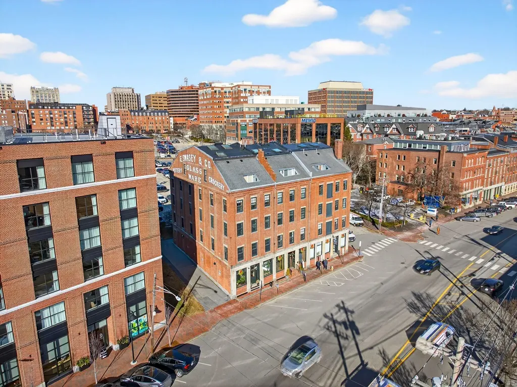 269 Commercial Street Portland ME 04101