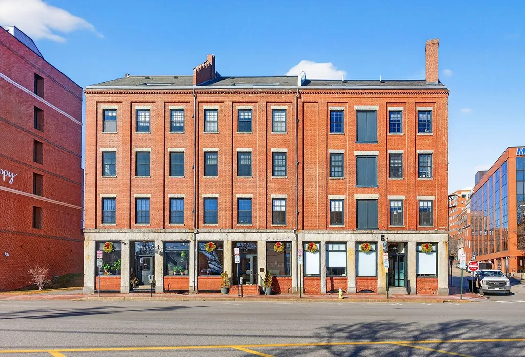 269 Commercial Street Portland ME 04101