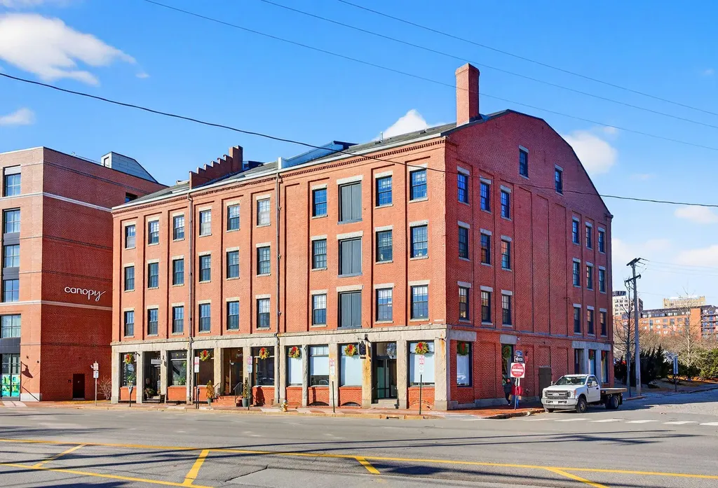 269 Commercial Street Portland ME 04101