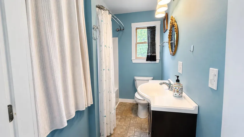 7 Hobson Street Lubec ME 04652