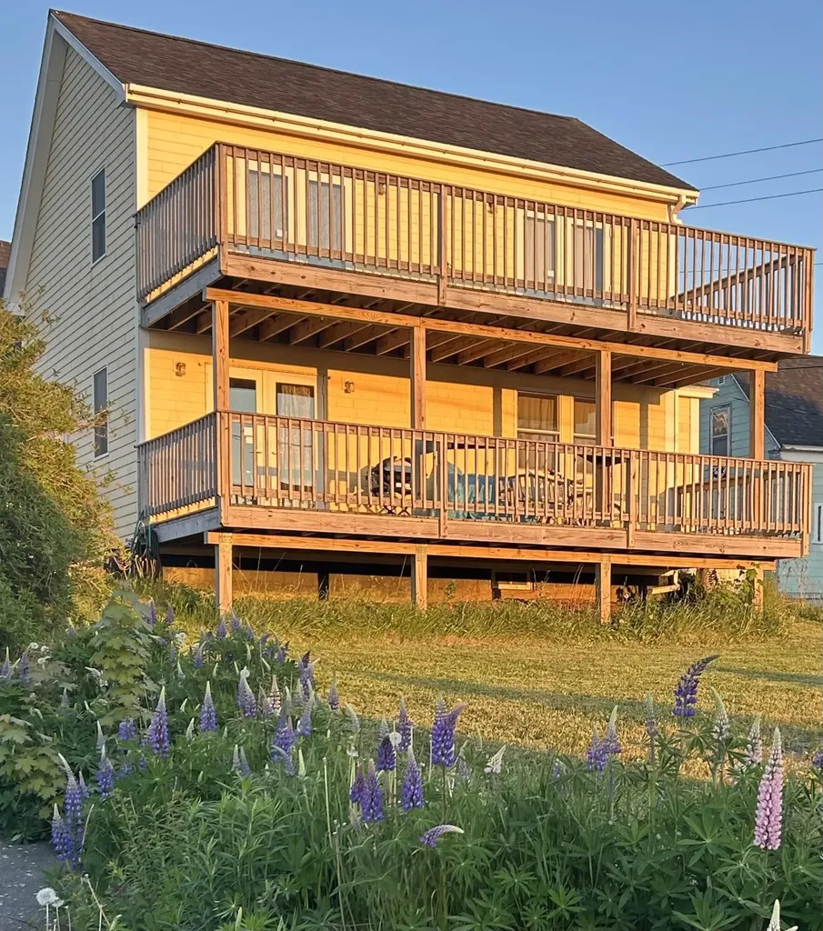 7 Hobson Street Lubec ME 04652