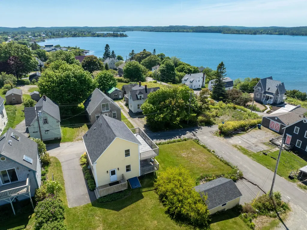 7 Hobson Street Lubec ME 04652