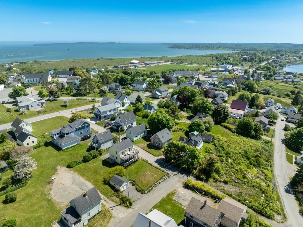 7 Hobson Street Lubec ME 04652