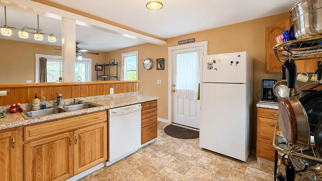 7 Hobson Street Lubec ME 04652