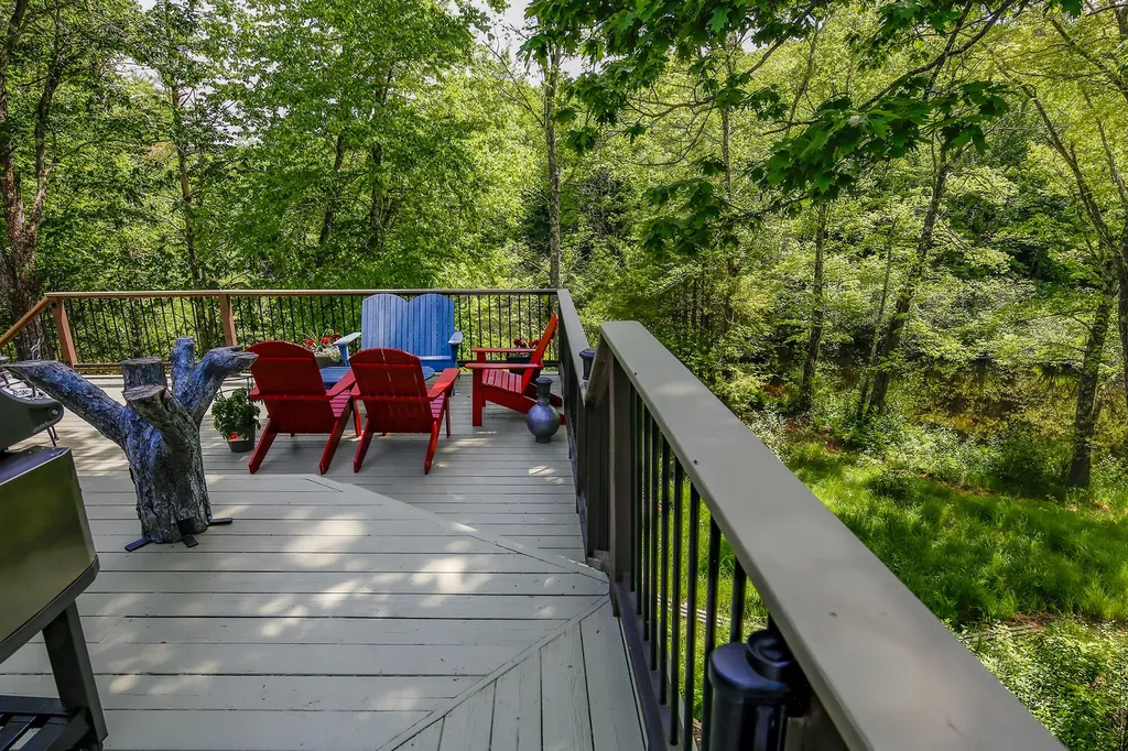 10 Cider Hill Road Sanford ME 04083