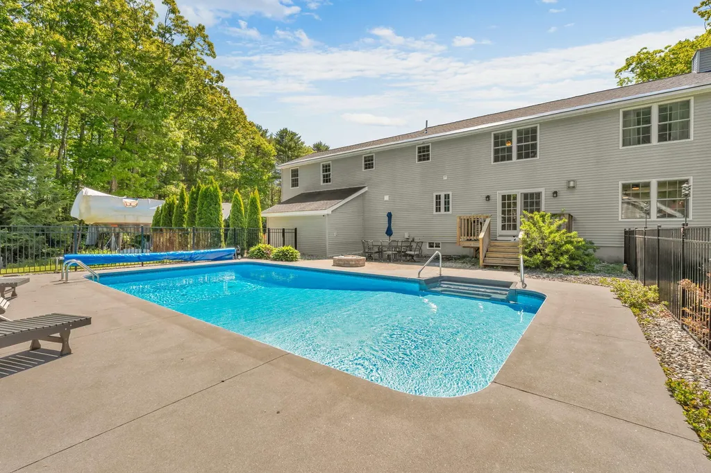 115 Brackett Road Brunswick ME 04011