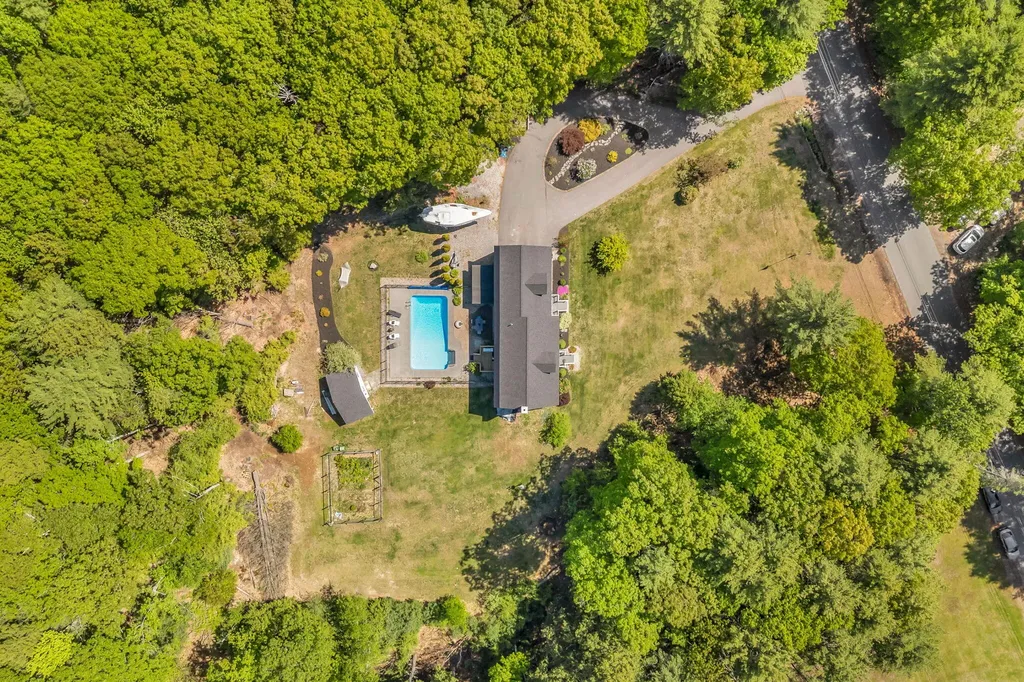 115 Brackett Road Brunswick ME 04011