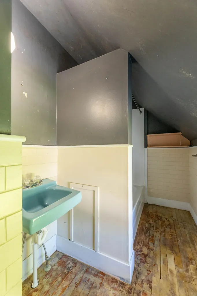 100 Cedar Street Belfast ME 04915