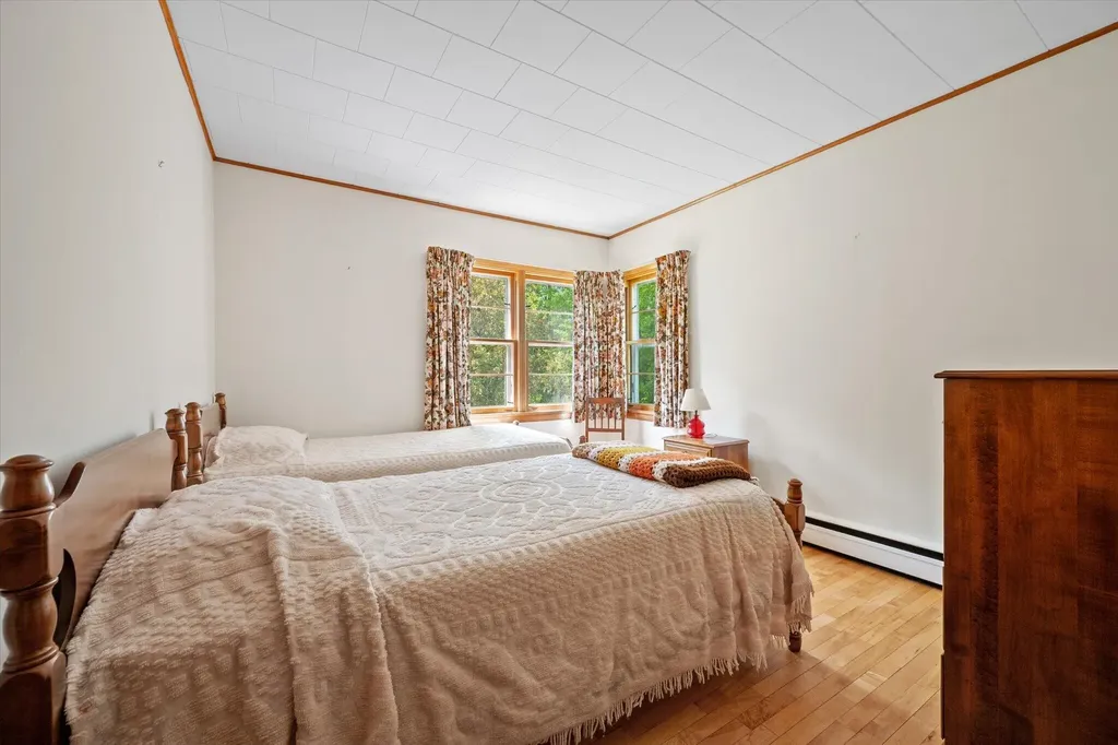 32 Davenport Street Milford ME 04461