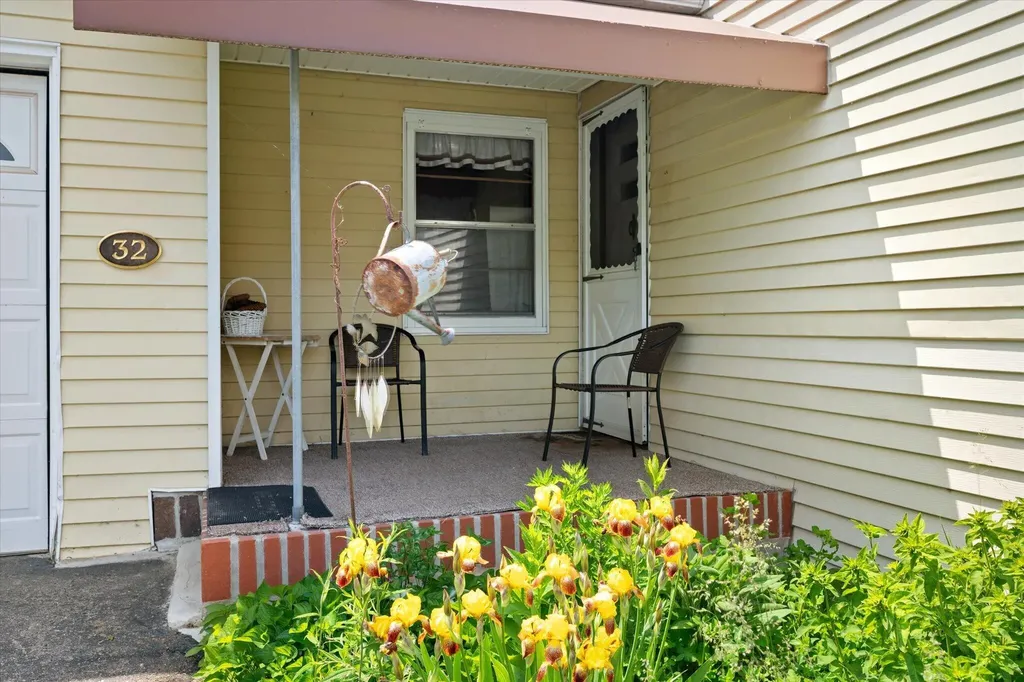 32 Davenport Street Milford ME 04461