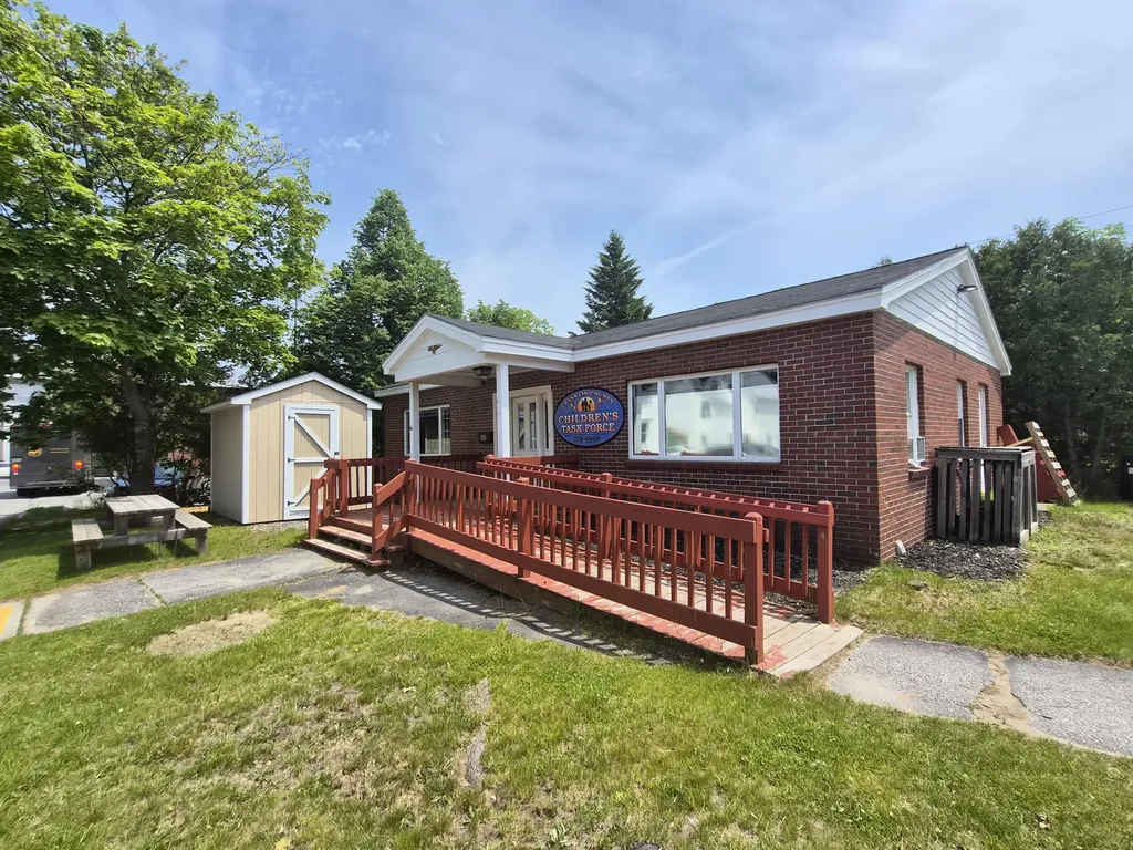 113 Church Street Farmington ME 04938