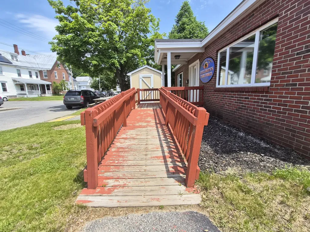 113 Church Street Farmington ME 04938