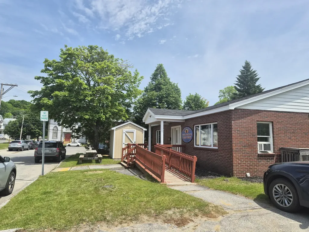 113 Church Street Farmington ME 04938