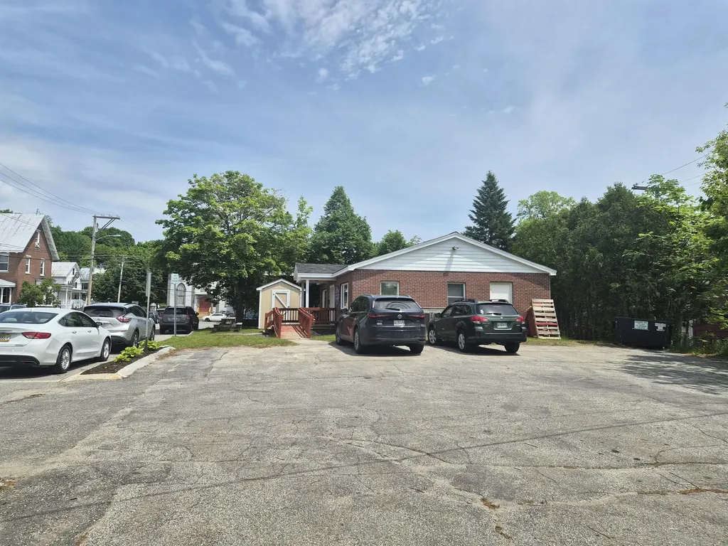 113 Church Street Farmington ME 04938