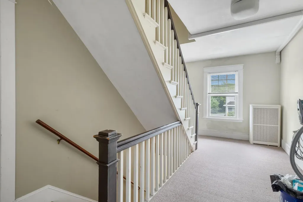 597 Main Street South Portland ME 04106