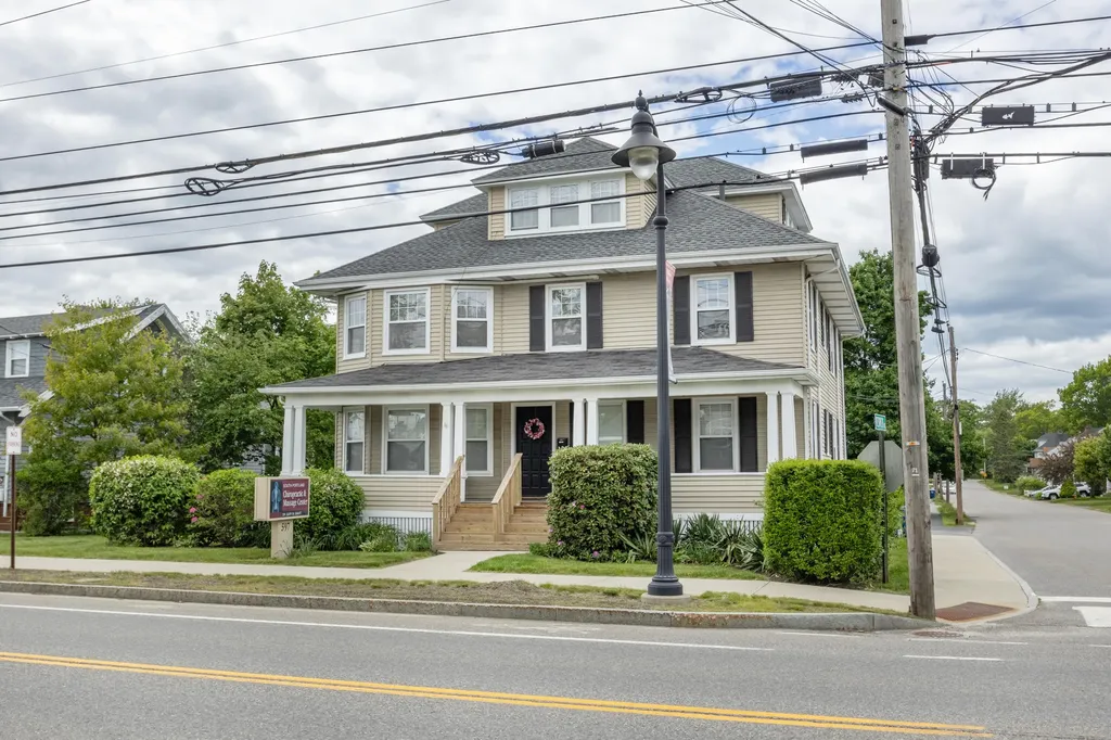 597 Main Street South Portland ME 04106