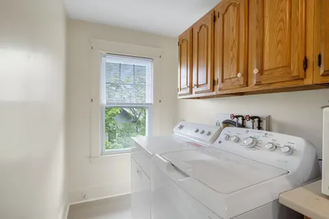 597 Main Street South Portland ME 04106