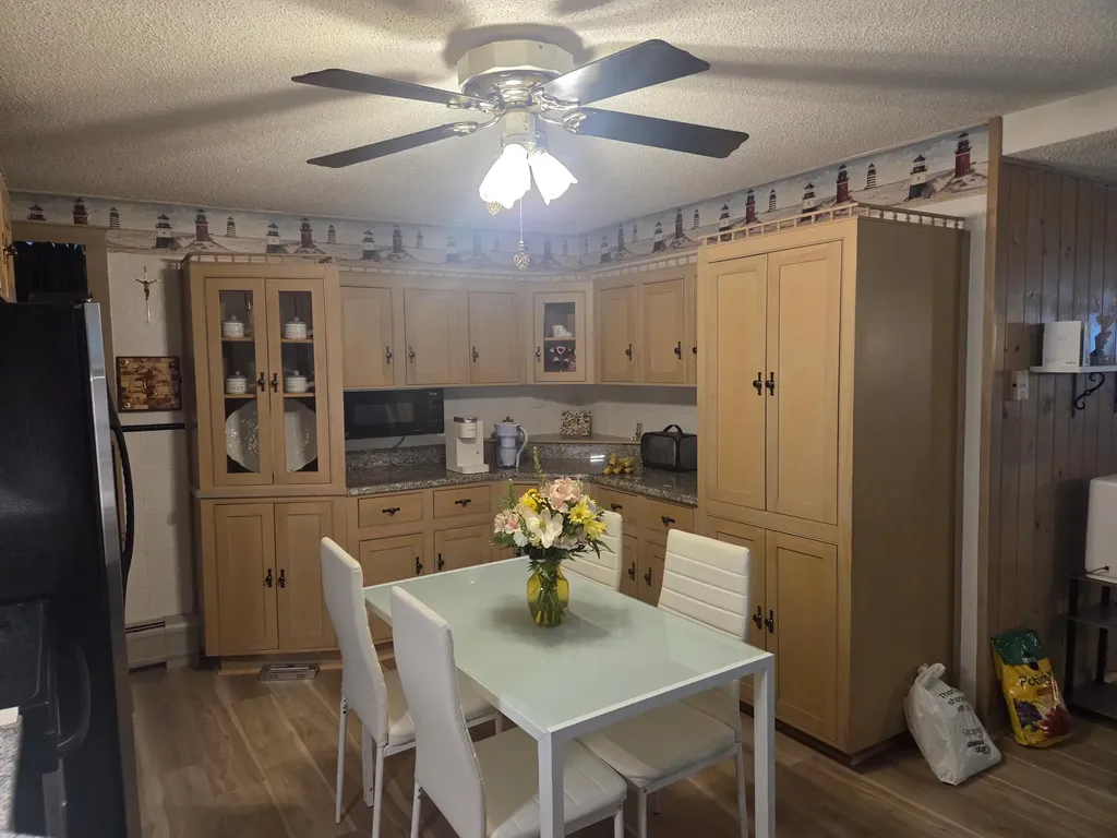 98 Fairview Avenue Dover-foxcroft ME 04426