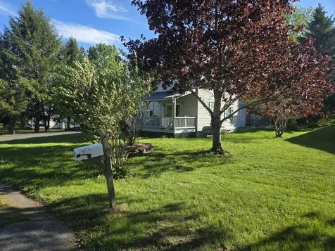 98 Fairview Avenue Dover-foxcroft ME 04426