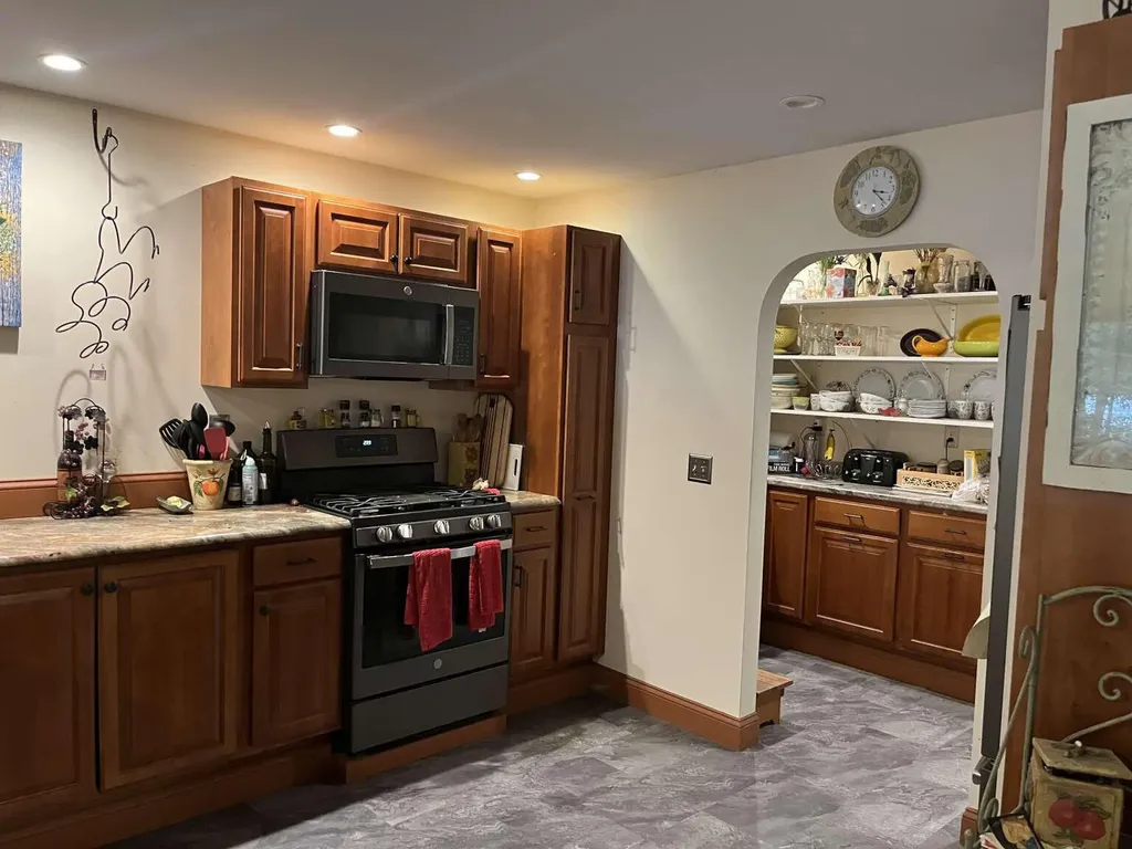 121 Wentworth Cove Road West Gardiner ME 04345