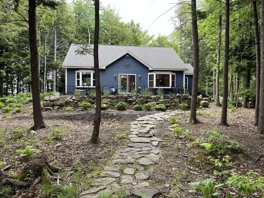 121 Wentworth Cove Road West Gardiner ME 04345