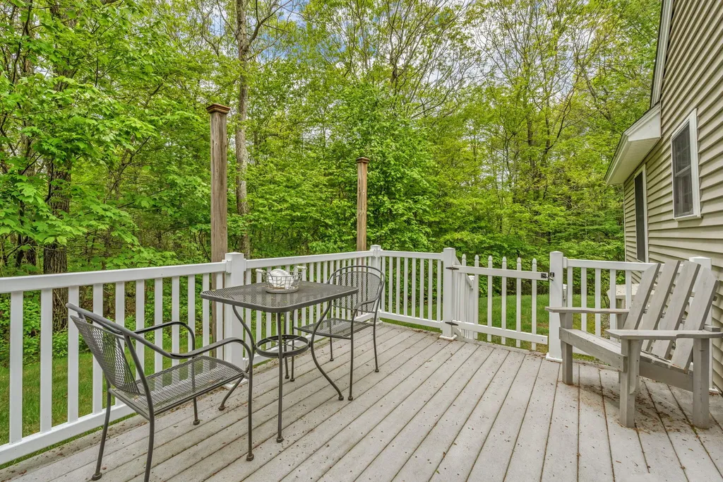 7 Garnet Drive Topsham ME 04086