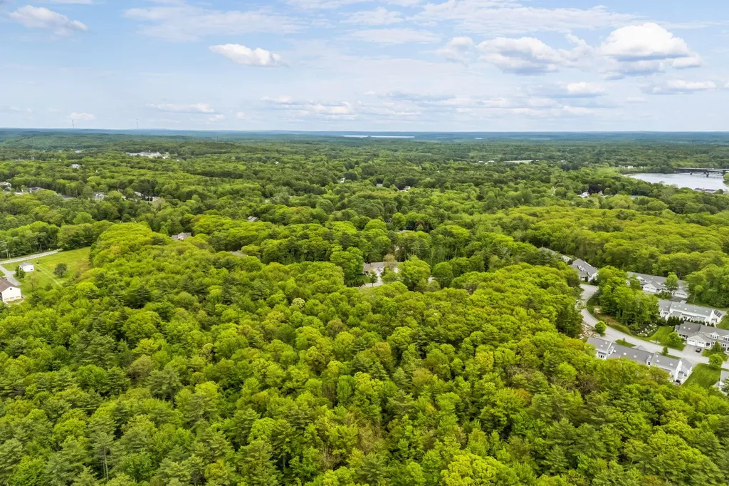 7 Garnet Drive Topsham ME 04086