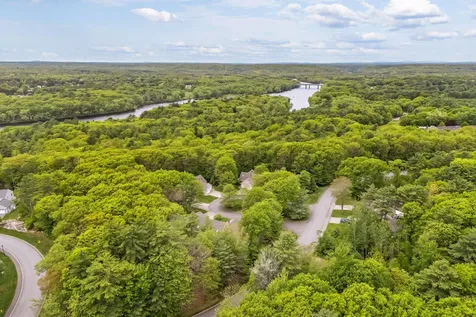 7 Garnet Drive Topsham ME 04086