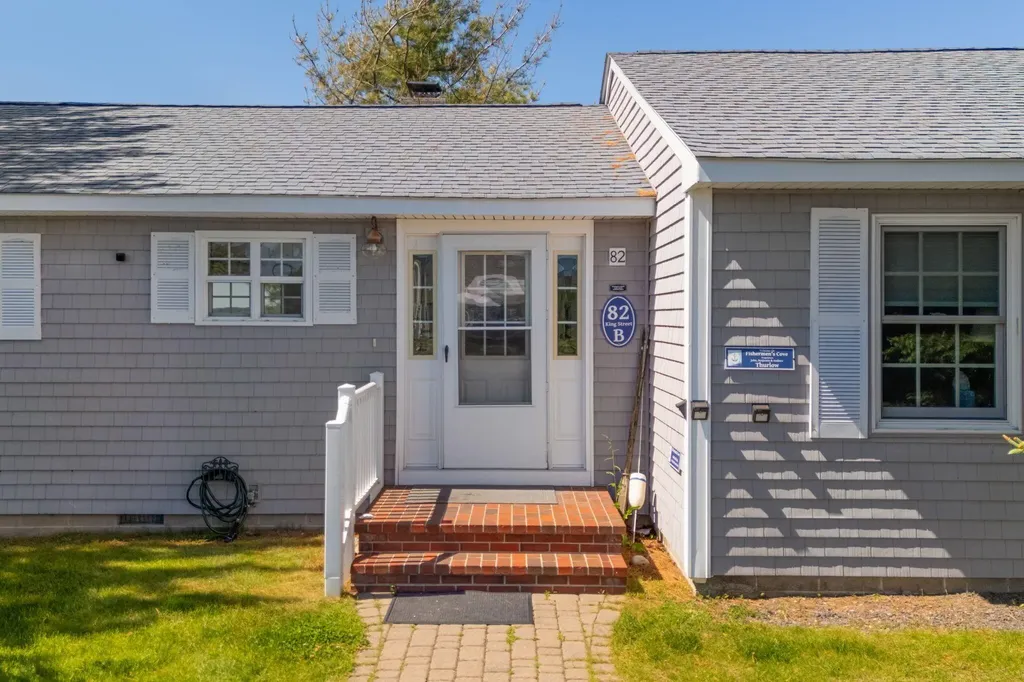 82 King Street Scarborough ME 04074