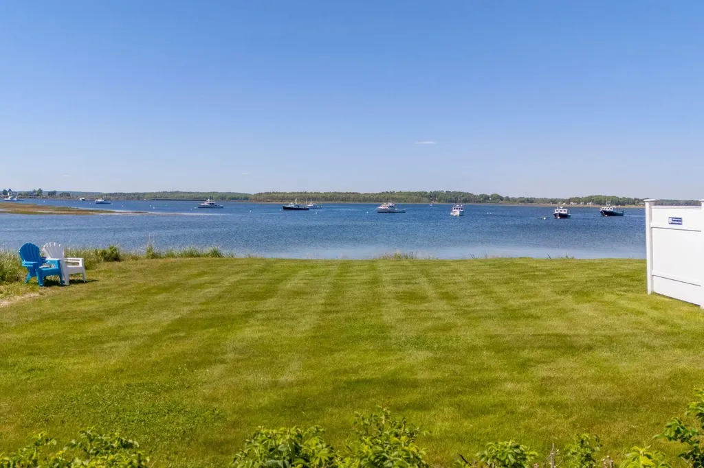 82 King Street Scarborough ME 04074