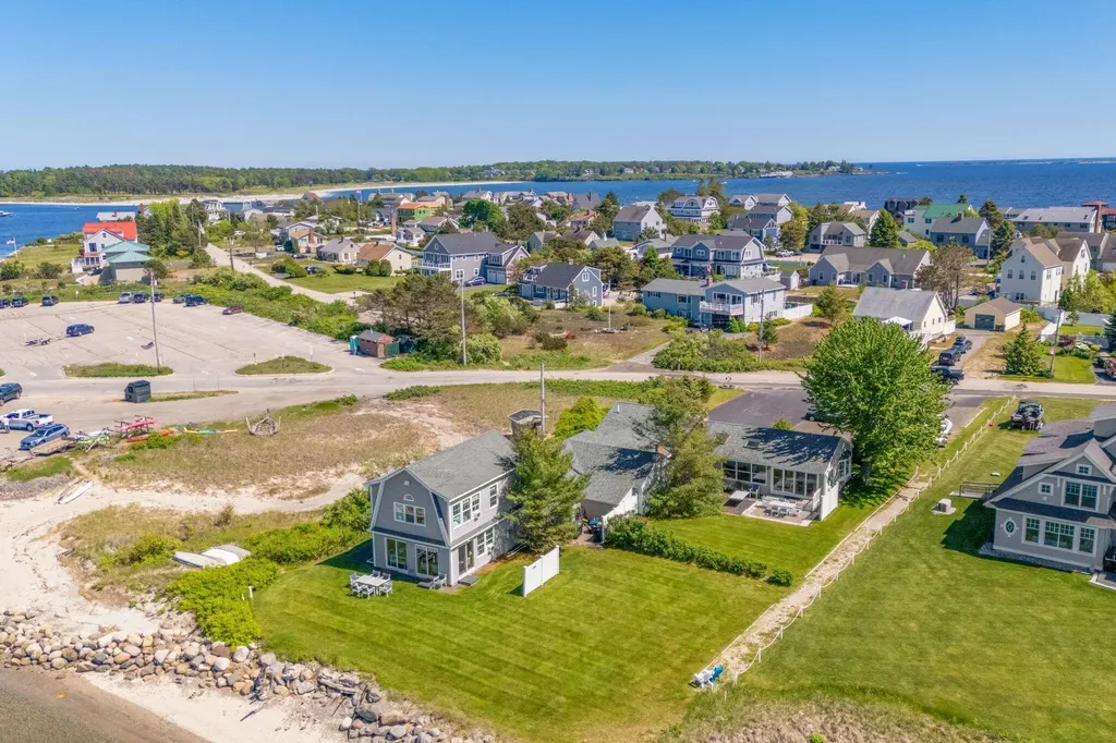 82 King Street Scarborough ME 04074