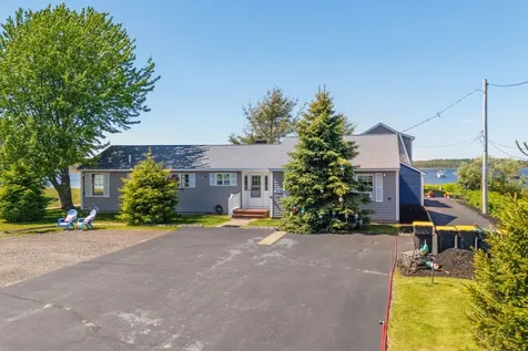 82 King Street Scarborough ME 04074