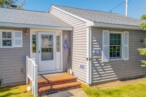 82 King Street Scarborough ME 04074