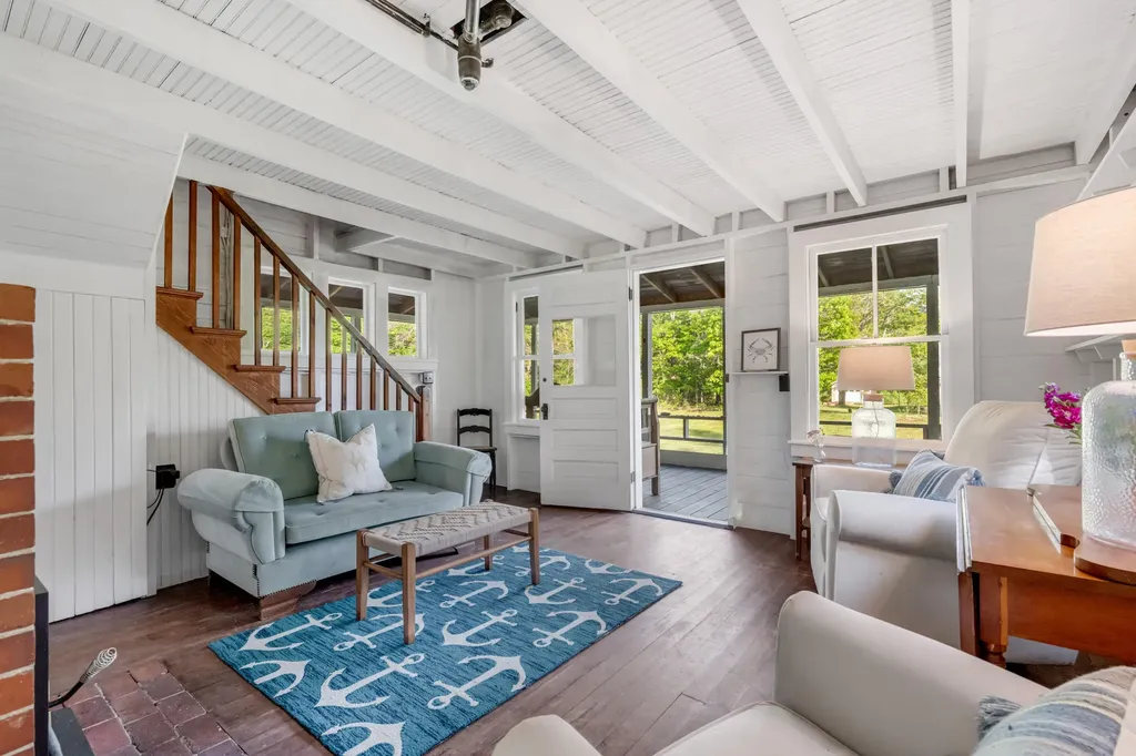 41 Charleston Road Chebeague Island ME 04017
