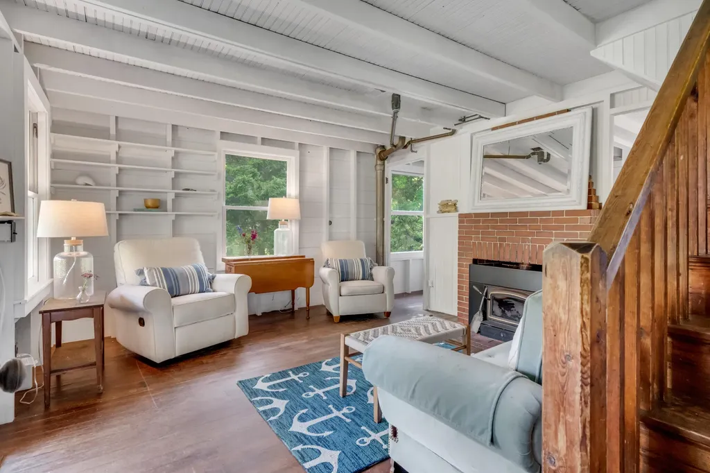 41 Charleston Road Chebeague Island ME 04017