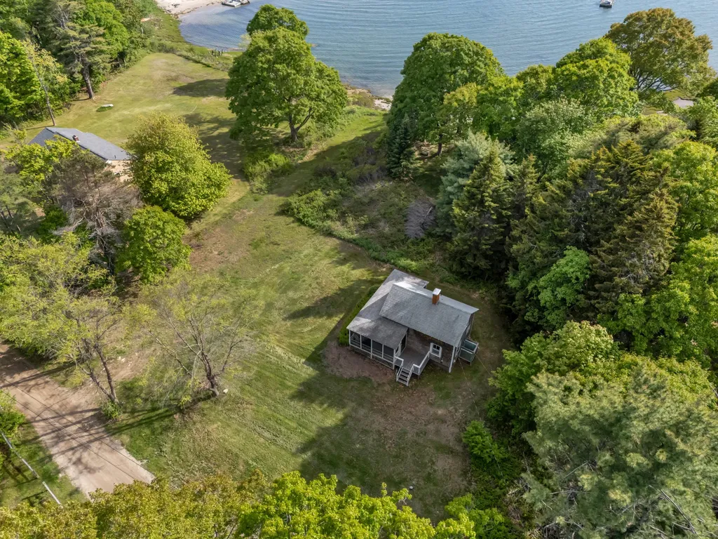 41 Charleston Road Chebeague Island ME 04017