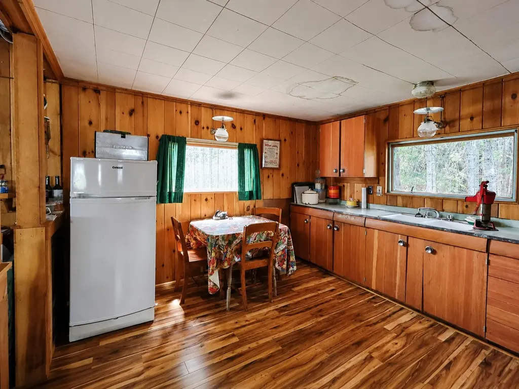 2-28 Drummond Cove Big W Twp ME 04478