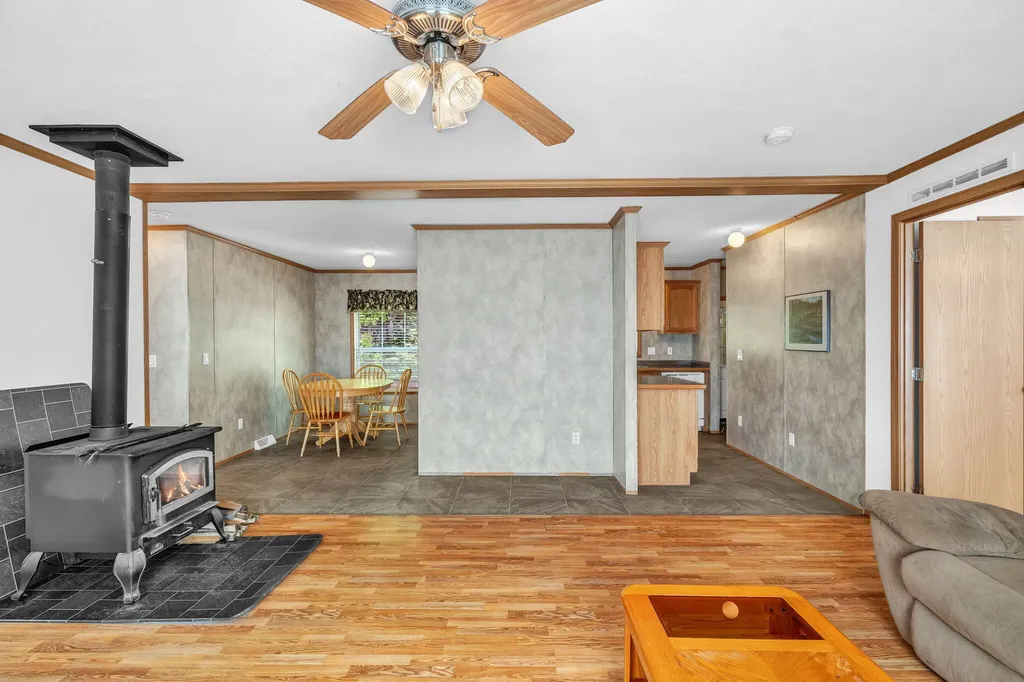 2392 Hudson Road Hudson ME 04449