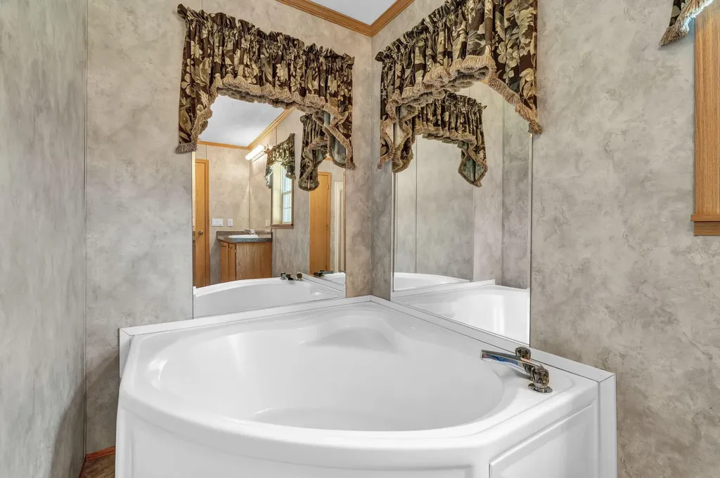 2392 Hudson Road Hudson ME 04449