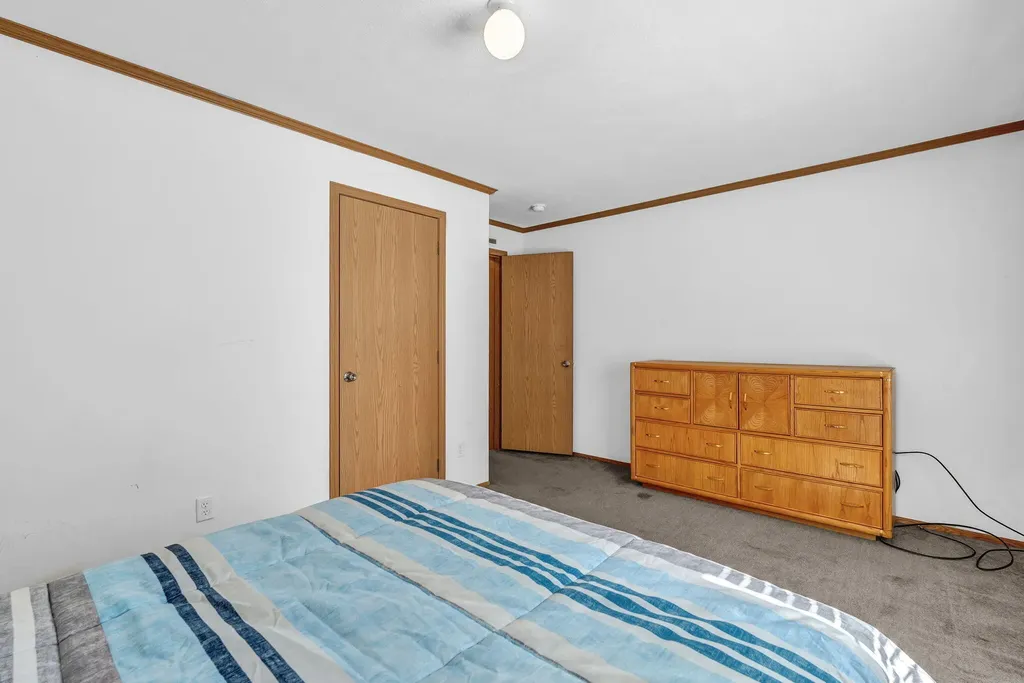 2392 Hudson Road Hudson ME 04449