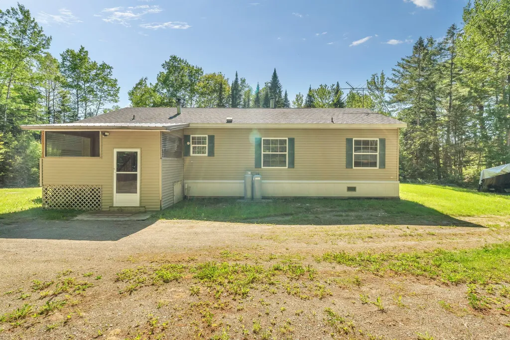 2392 Hudson Road Hudson ME 04449