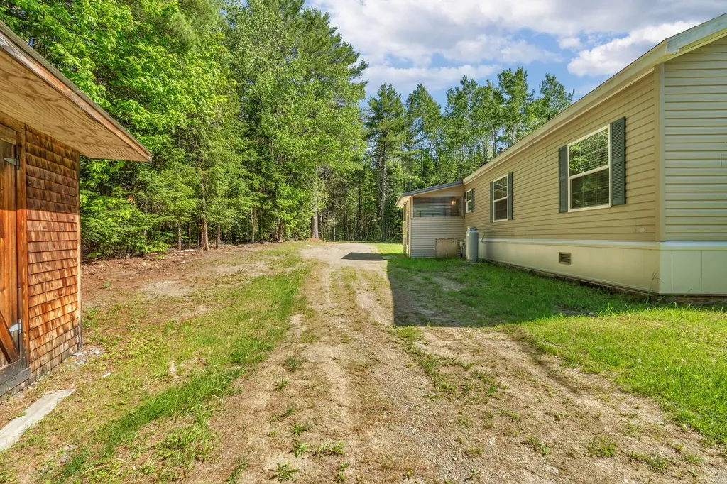 2392 Hudson Road Hudson ME 04449