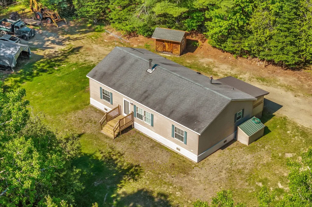 2392 Hudson Road Hudson ME 04449