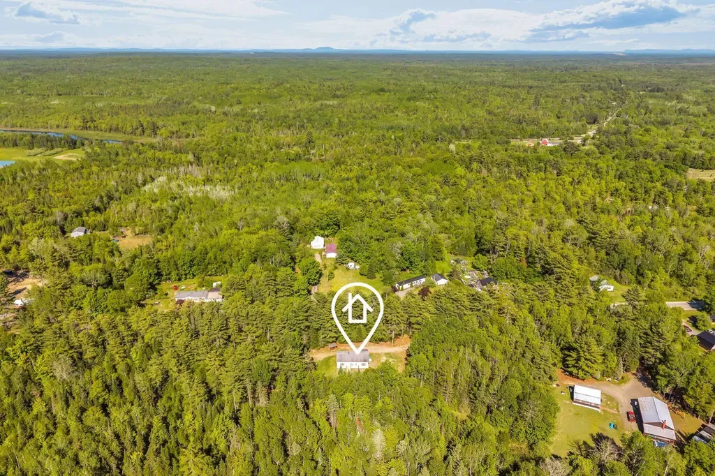 2392 Hudson Road Hudson ME 04449