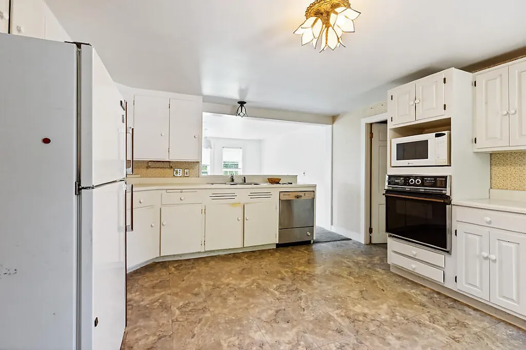 179 Covell Road Fairfield ME 04937
