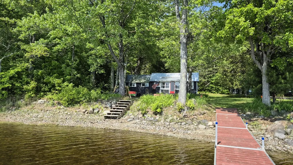 149 Edmonds Lane Burnham ME 04922